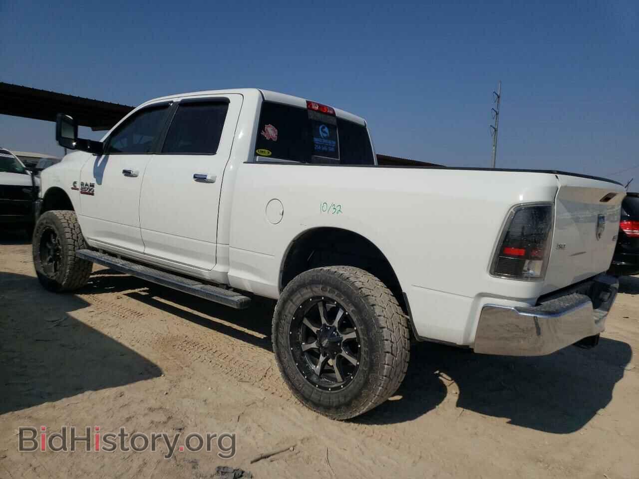 2014 RAM All Models - VIN: 3C6UR5DL5EG120105 - Photo 2