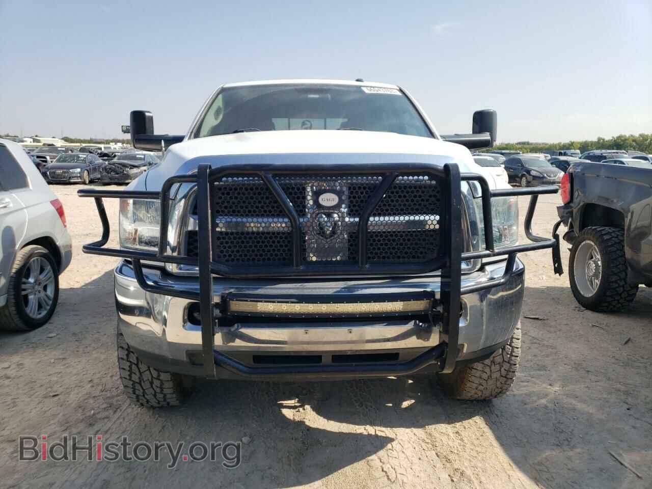 2014 RAM All Models - VIN: 3C6UR5DL5EG120105 - Photo 5