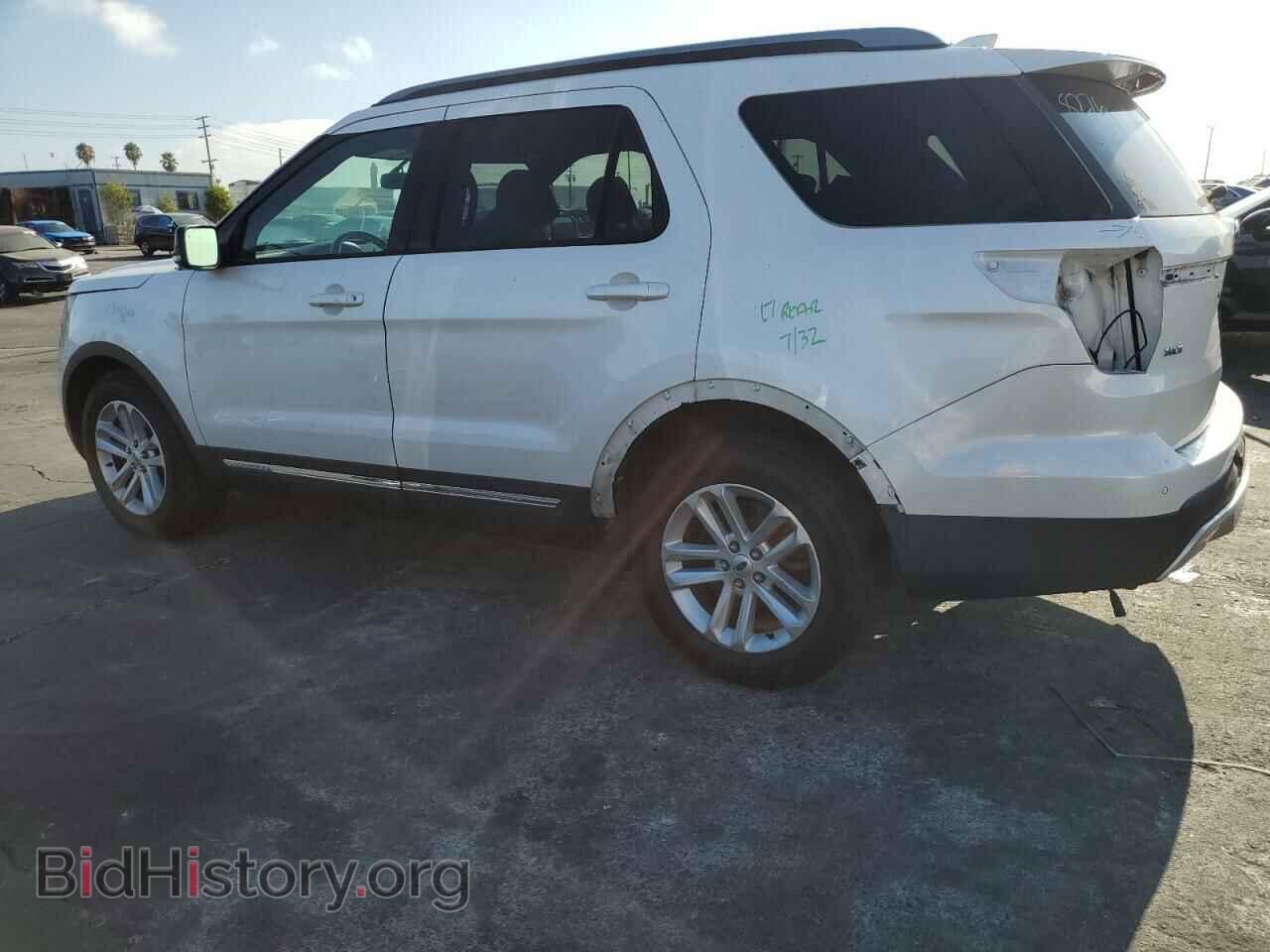 2017 FORD EXPLORER - VIN: 1FM5K7D82HGC55708 - Photo 2