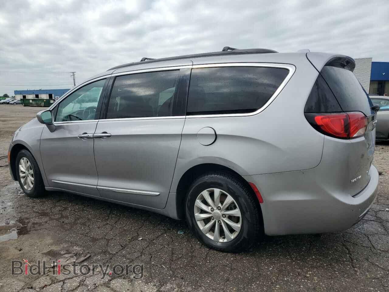 2017 CHRYSLER PACIFICA - VIN: 2C4RC1BG8HR702292 - Photo 2