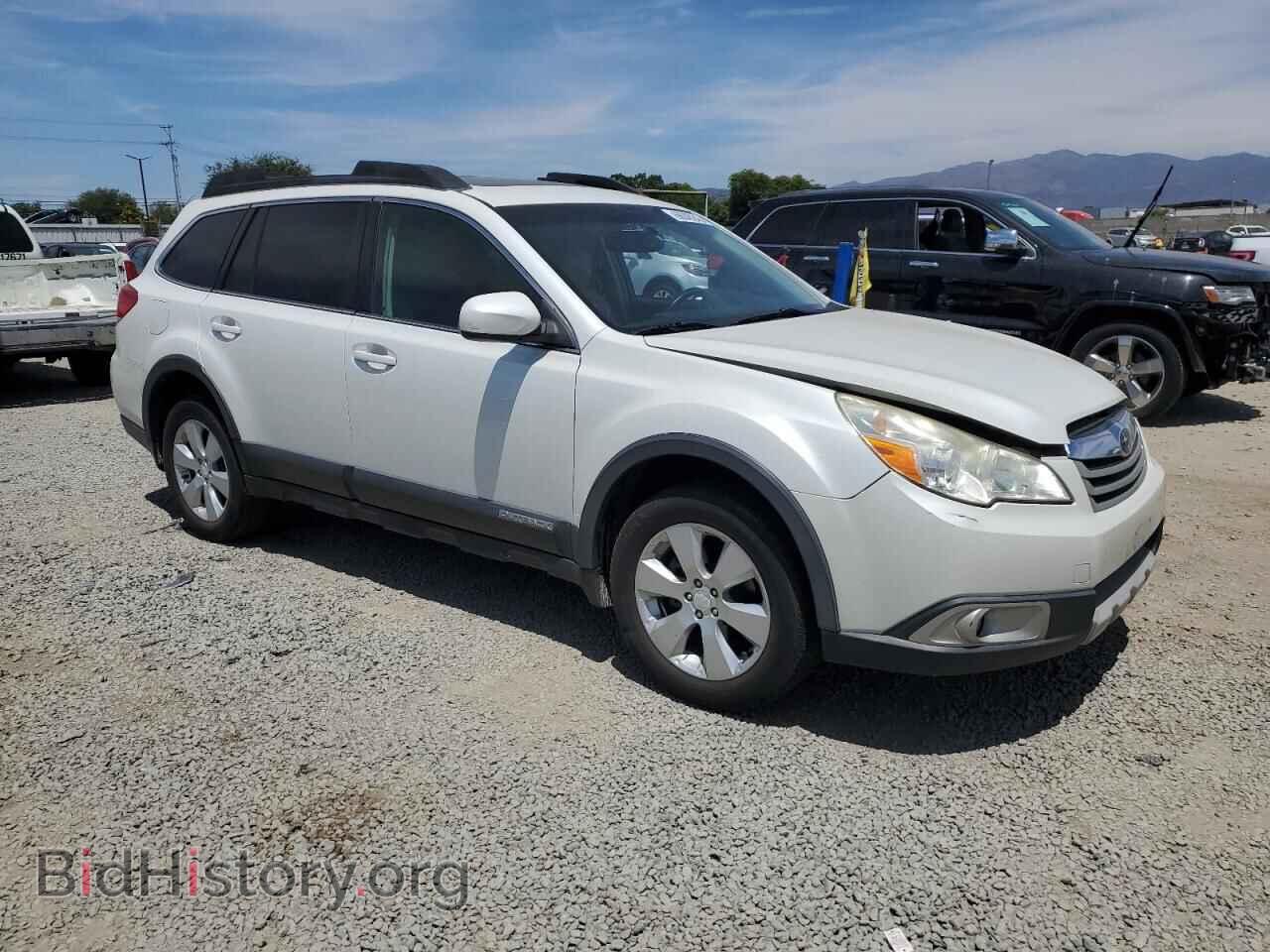 2011 SUBARU OUTBACK - VIN: 4S4BRBLC0B3418992 - Фото 4