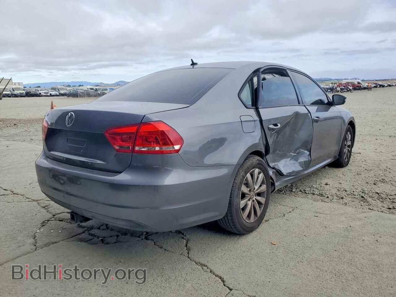 2013 VOLKSWAGEN PASSAT - VIN: 1VWAP7A34DC102923 - Фото 3