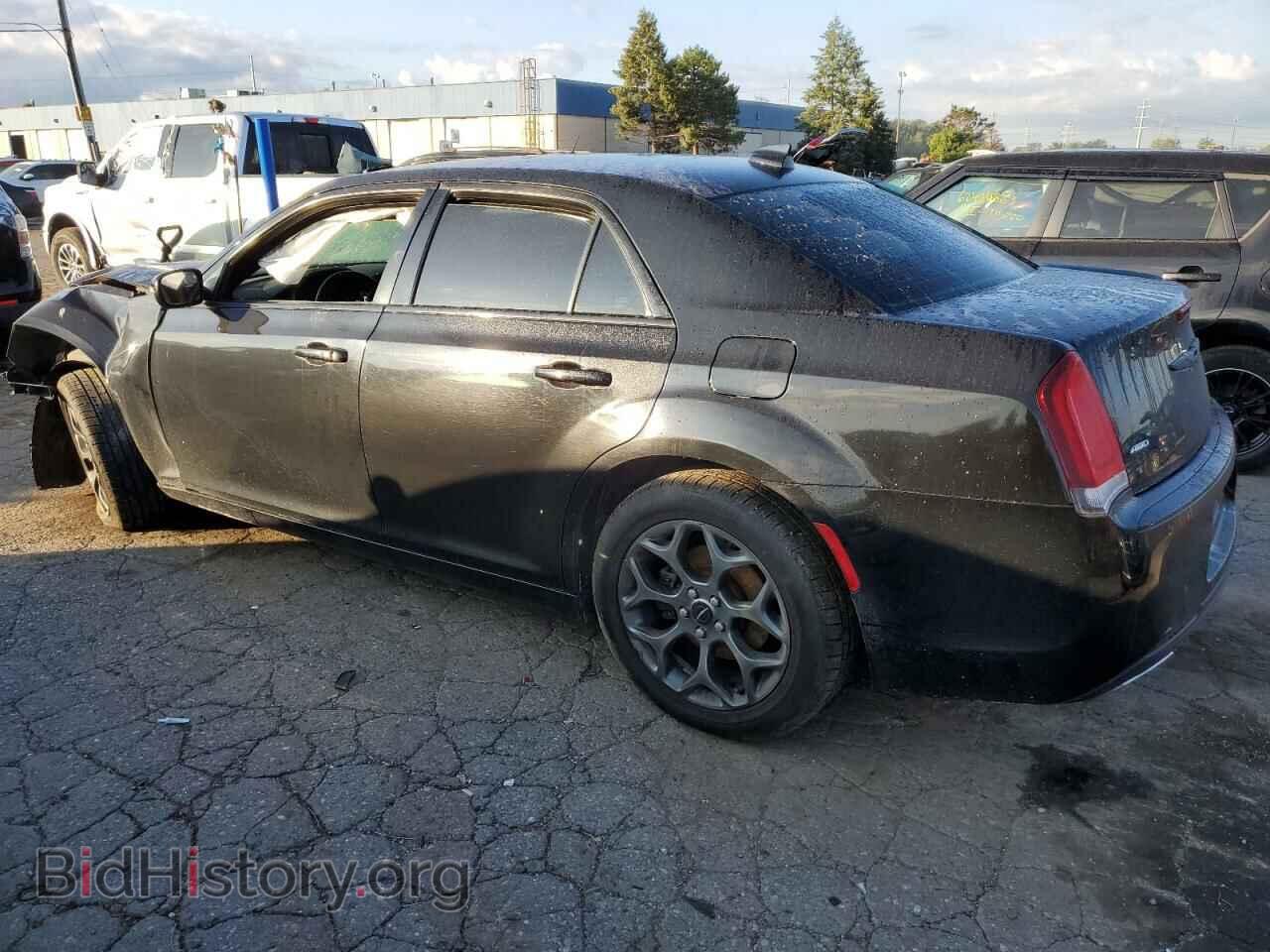 2016 CHRYSLER 300 - VIN: 2C3CCAGG2GH270757 - Фото 2