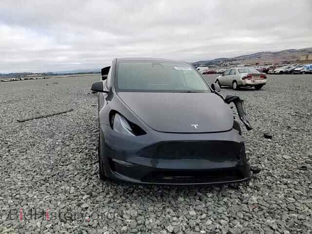 2025 TESLA MODEL Y - VIN: 7SAYGDED6SF315216 - Фото 13