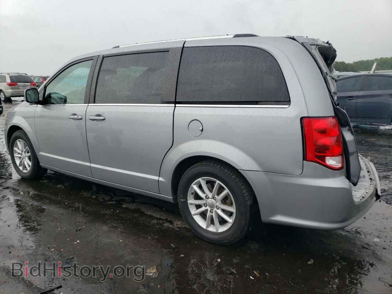 2018 DODGE CARAVAN - VIN: 2C4RDGCG0JR216466 - Фото 2
