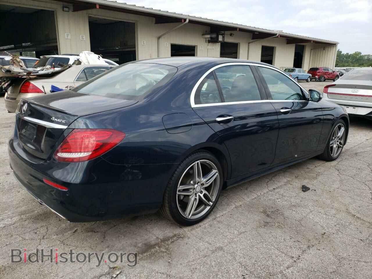 2017 MERCEDES-BENZ E-CLASS - VIN: WDDZF4KB4HA068485 - Фото 3