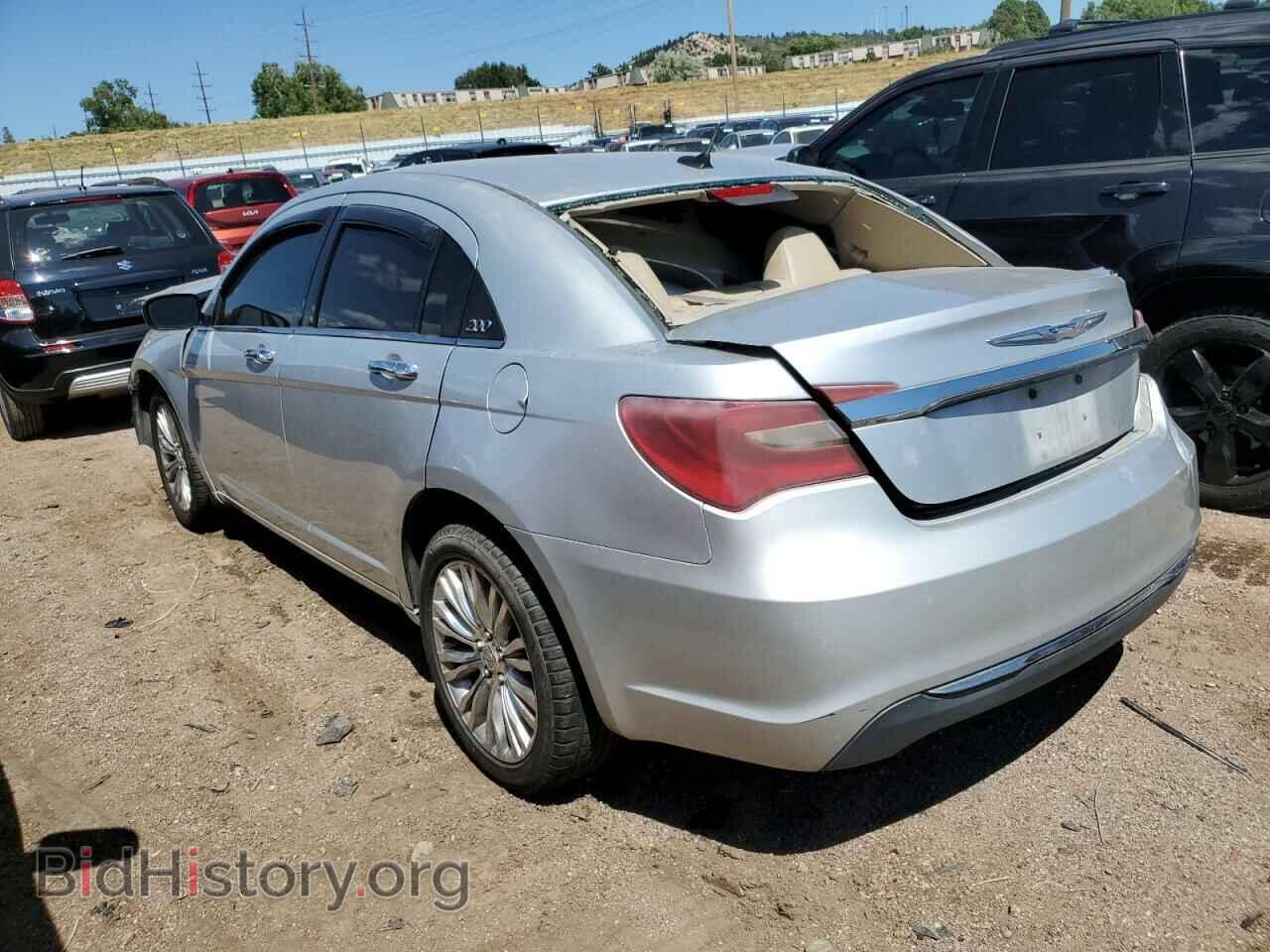 2011 CHRYSLER 200 - VIN: 1C3BC2FB6BN527152 - Фото 2