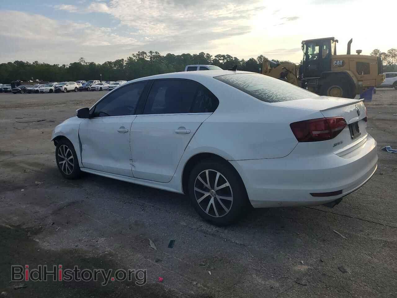 2017 VOLKSWAGEN JETTA - VIN: 3VWDB7AJ9HM234154 - Фото 2