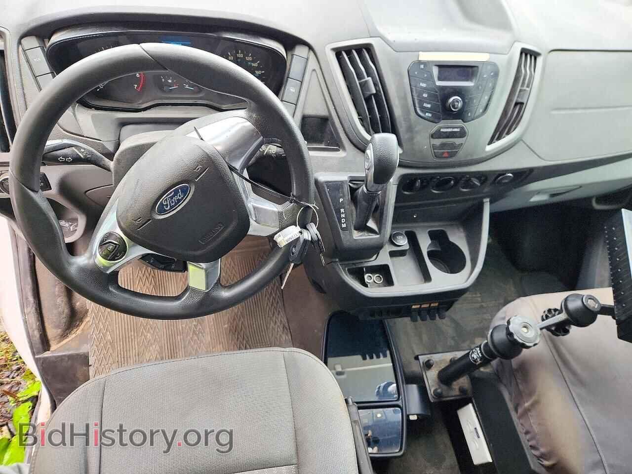 2017 Ford TRANSIT (VIN 1FTBW2XG6HKA79437) — photo 8 of 14