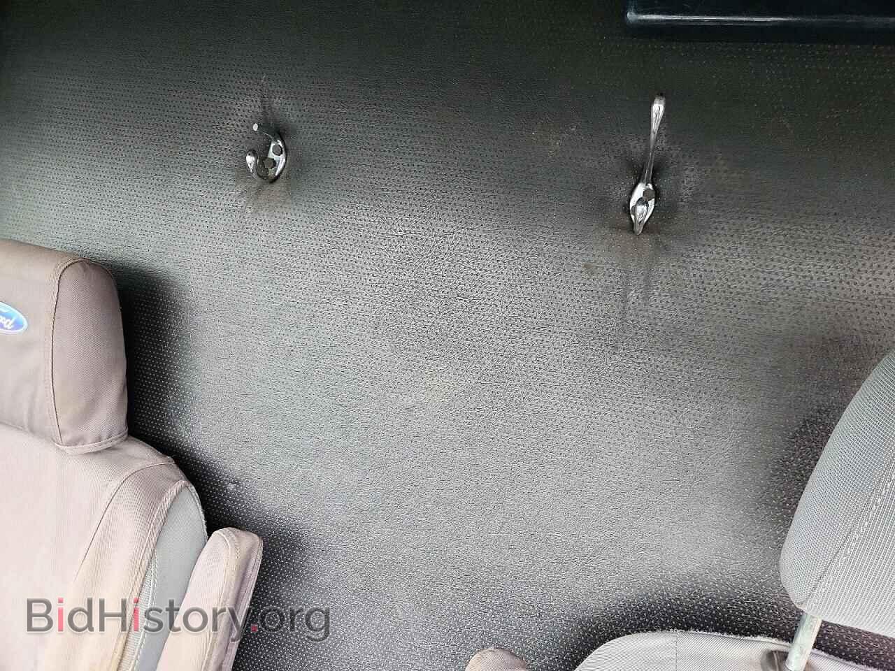 2017 Ford TRANSIT (VIN 1FTBW2XG6HKA79437) — photo 10 of 14