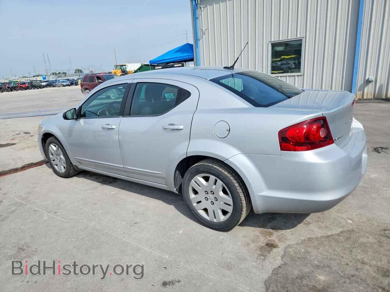 2011 DODGE AVENGER - VIN: 1B3BD4FG7BN540557 - Фото 2