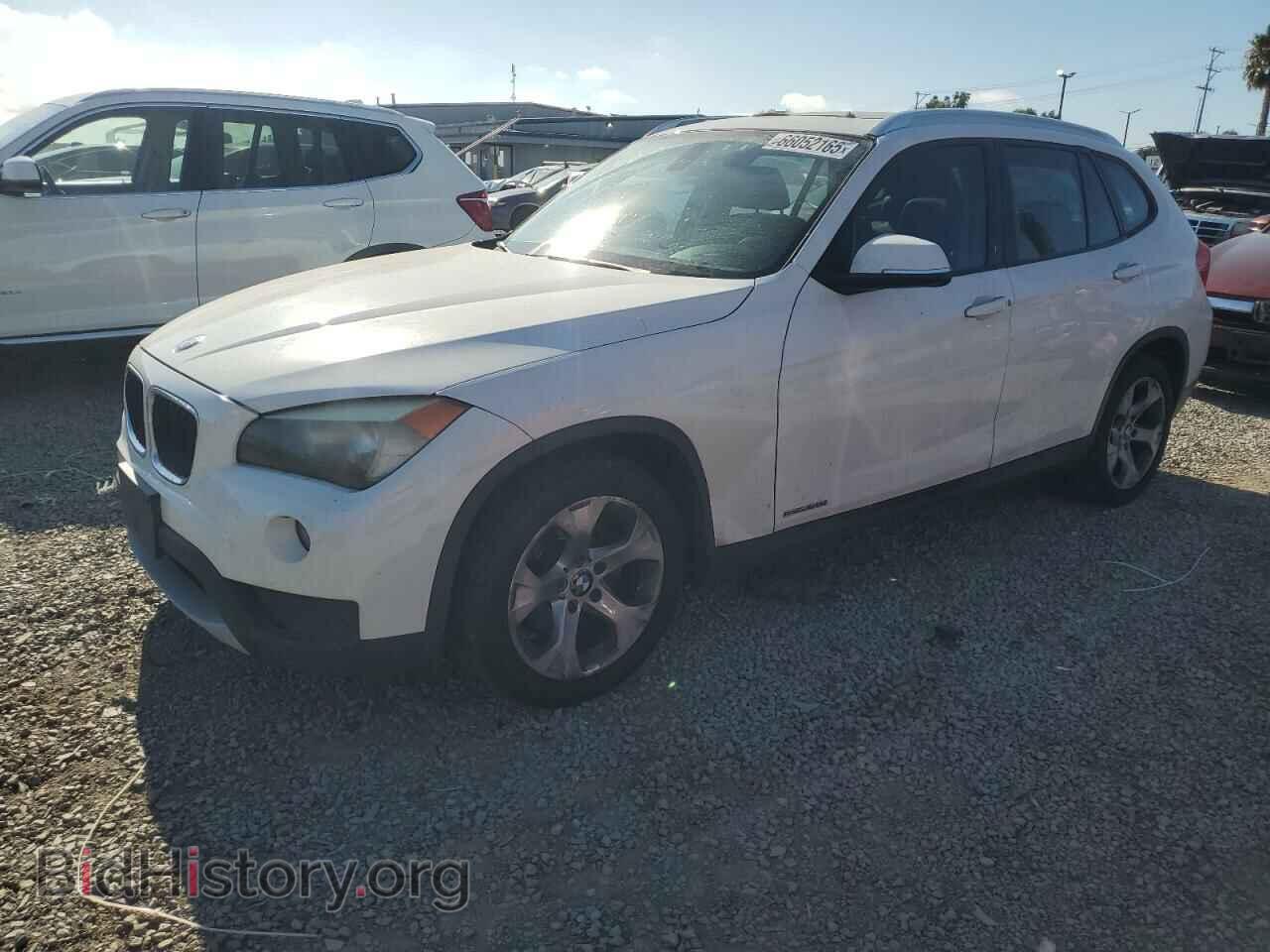 Фотография WBAVM1C58DVW45394 - BMW X1 2013