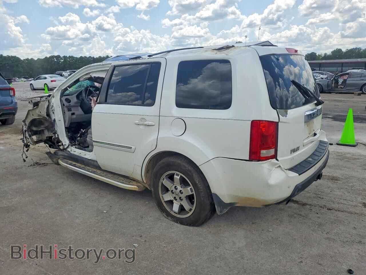 2011 HONDA PILOT - VIN: 5FNYF3H97BB057449 - Photo 2