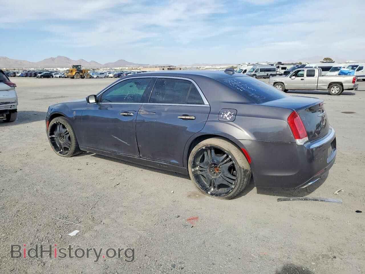 2016 CHRYSLER 300 - VIN: 2C3CCAAG8GH141883 - Photo 2