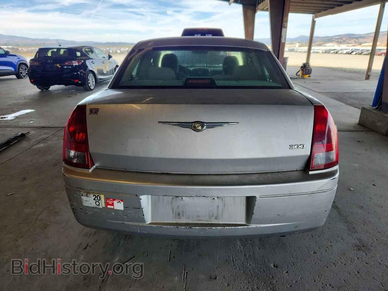 2006 CHRYSLER 300 - VIN: 2C3KA43R36H377101 - Фото 6