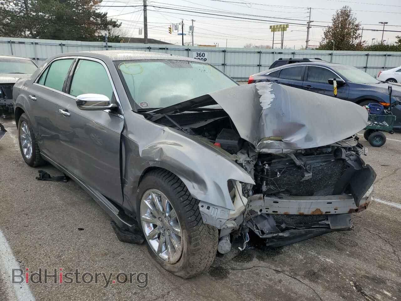 Photo 2C3CA5CG6BH558843 - CHRYSLER 300 2011