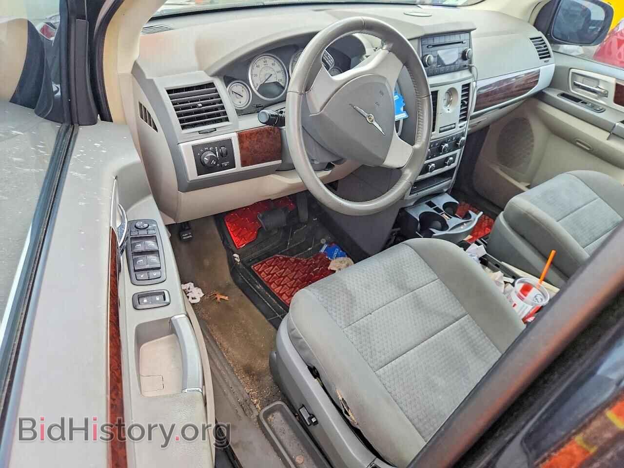 2010 CHRYSLER MINIVAN - VIN: 2A4RR5D10AR198674 - Фото 8