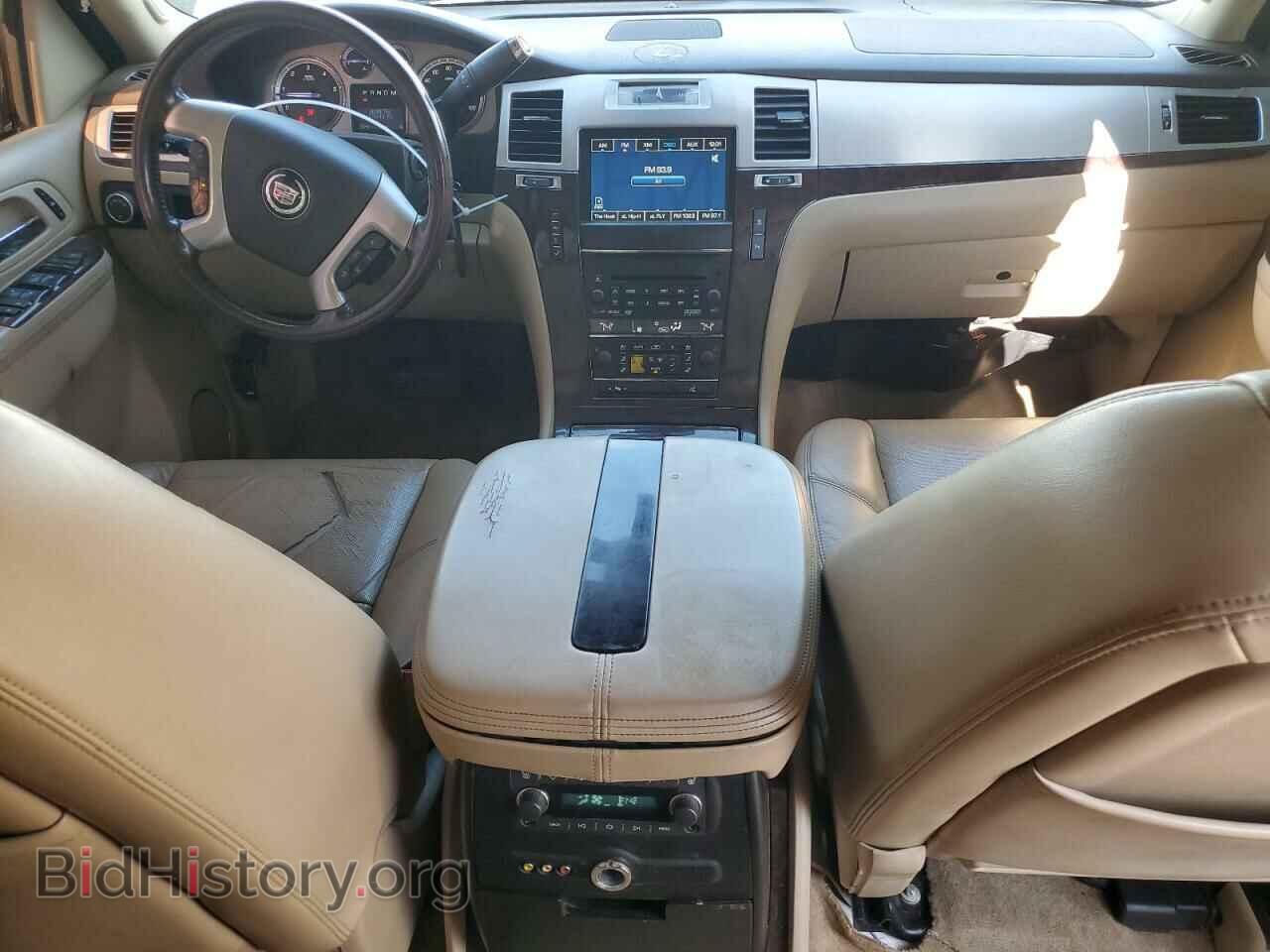 2011 CADILLAC ESCALADE - VIN: 1GYS4JEF2BR227828 - Фото 8