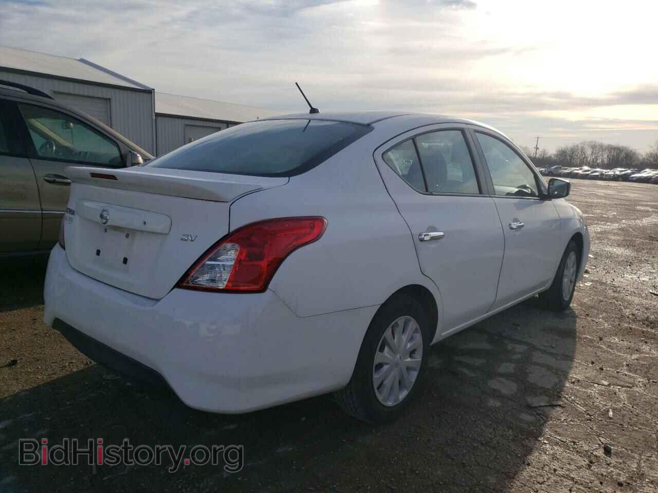2017 NISSAN VERSA - VIN: 3N1CN7APXHL858905 - Фото 4