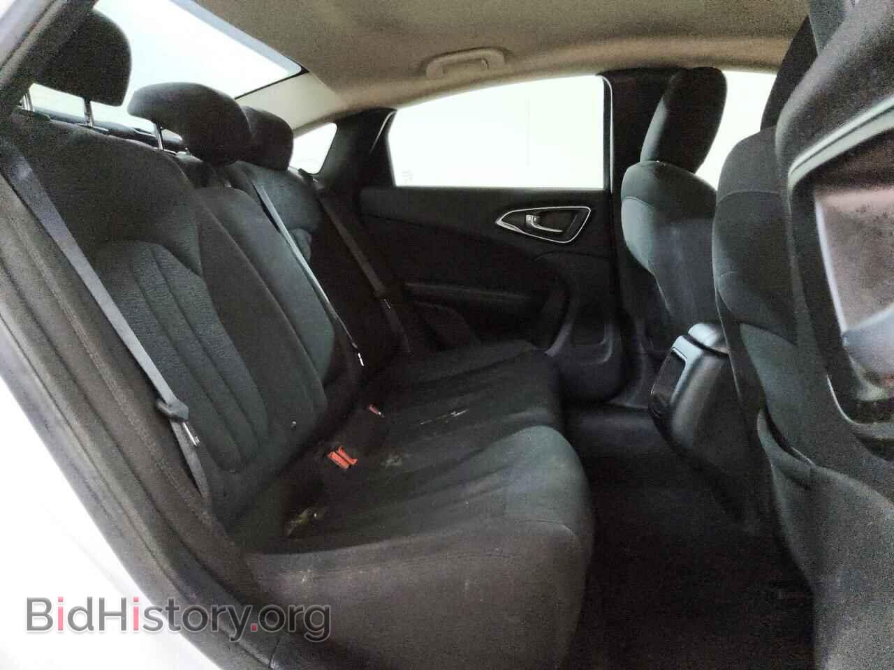 2017 CHRYSLER 200 - VIN: 1C3CCCFB8HN512431 - Photo 10