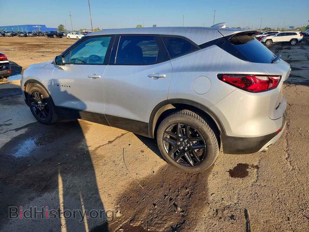 2021 CHEVROLET BLAZER - VIN: 3GNKBHR44MS582648 - Фото 2