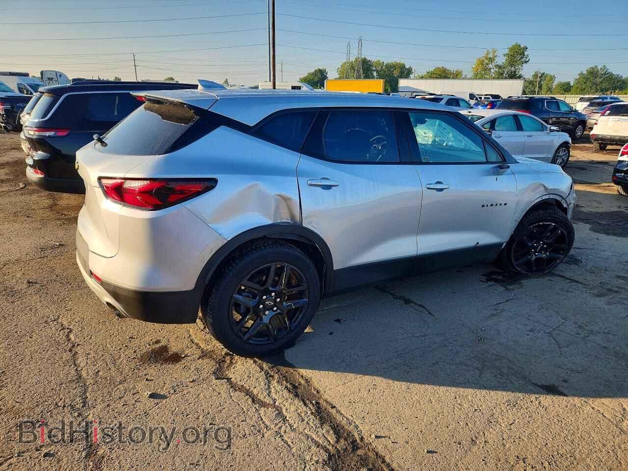 2021 CHEVROLET BLAZER - VIN: 3GNKBHR44MS582648 - Фото 3