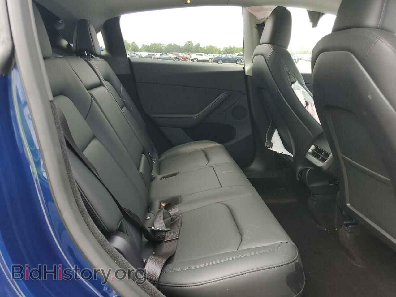 2024 TESLA MODEL Y - VIN: 7SAYGDEE8RA271994 - Фото 10