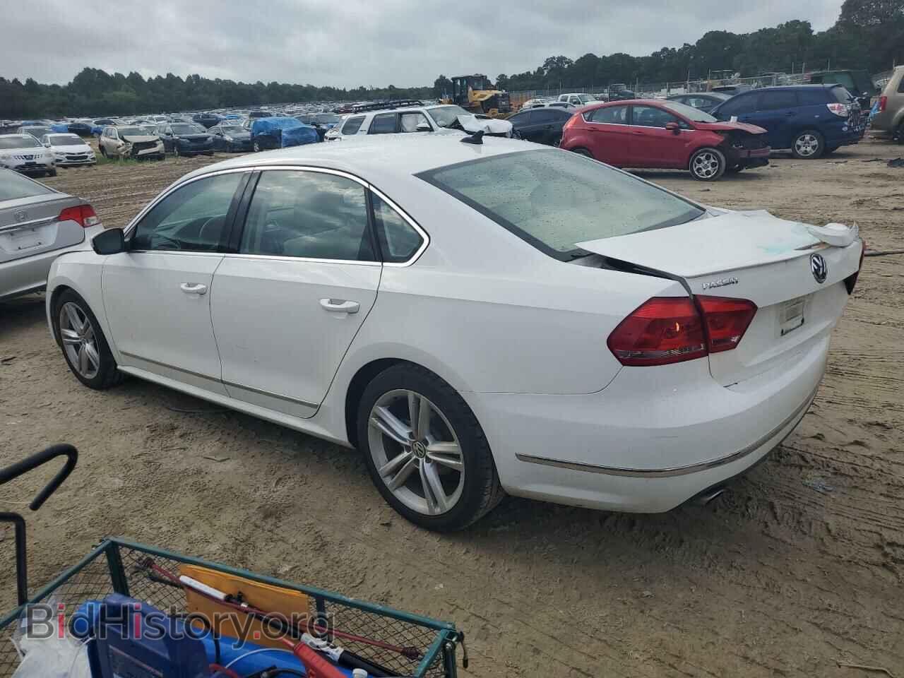 2014 VOLKSWAGEN PASSAT - VIN: 1VWCN7A3XEC006830 - Photo 2