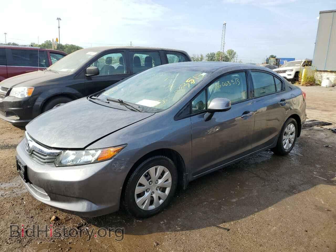 Фотография 19XFB2F57CE014010 - HONDA CIVIC 2012