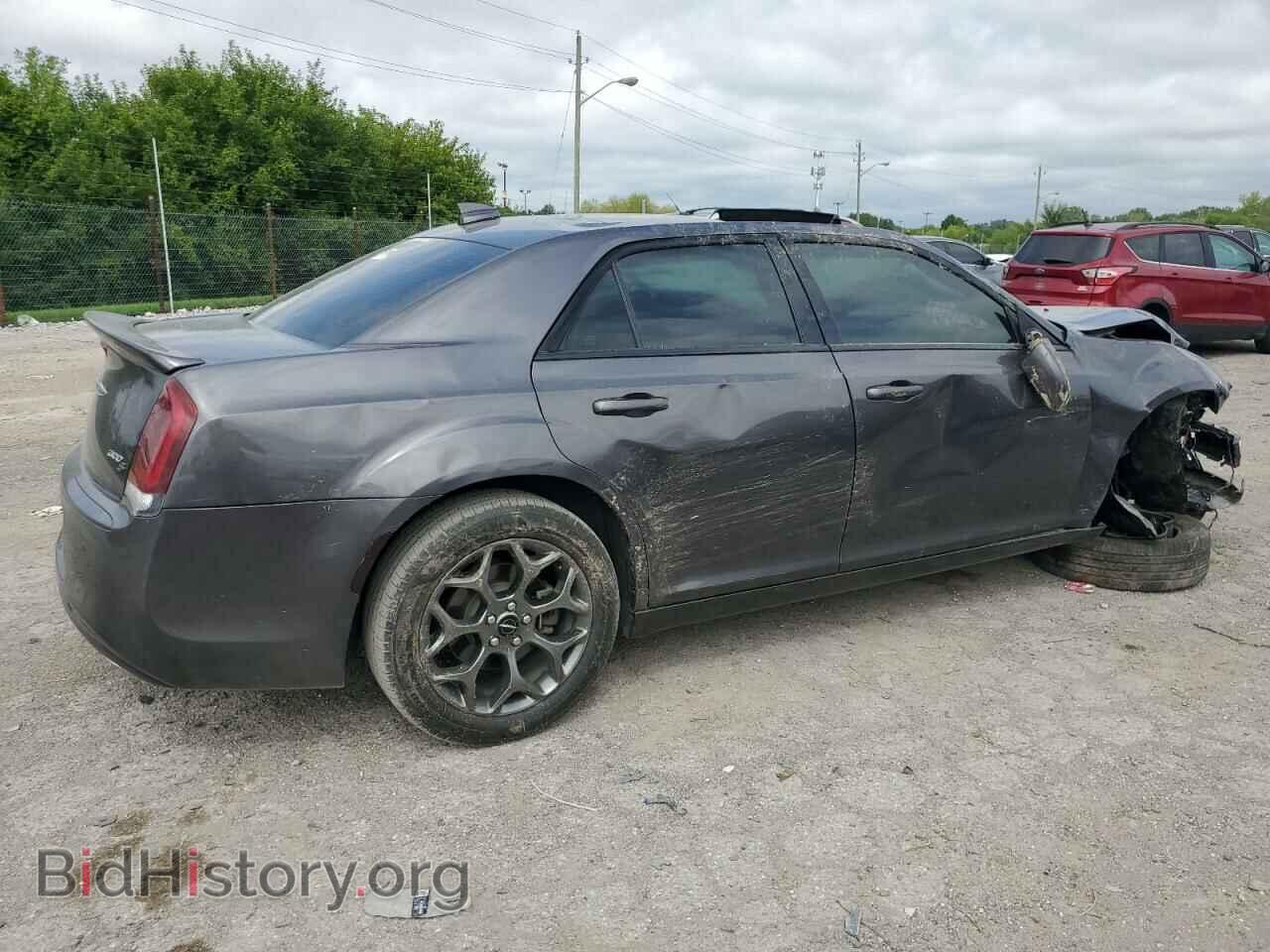 2017 CHRYSLER 300 - VIN: 2C3CCAGG2HH616744 - Фото 3