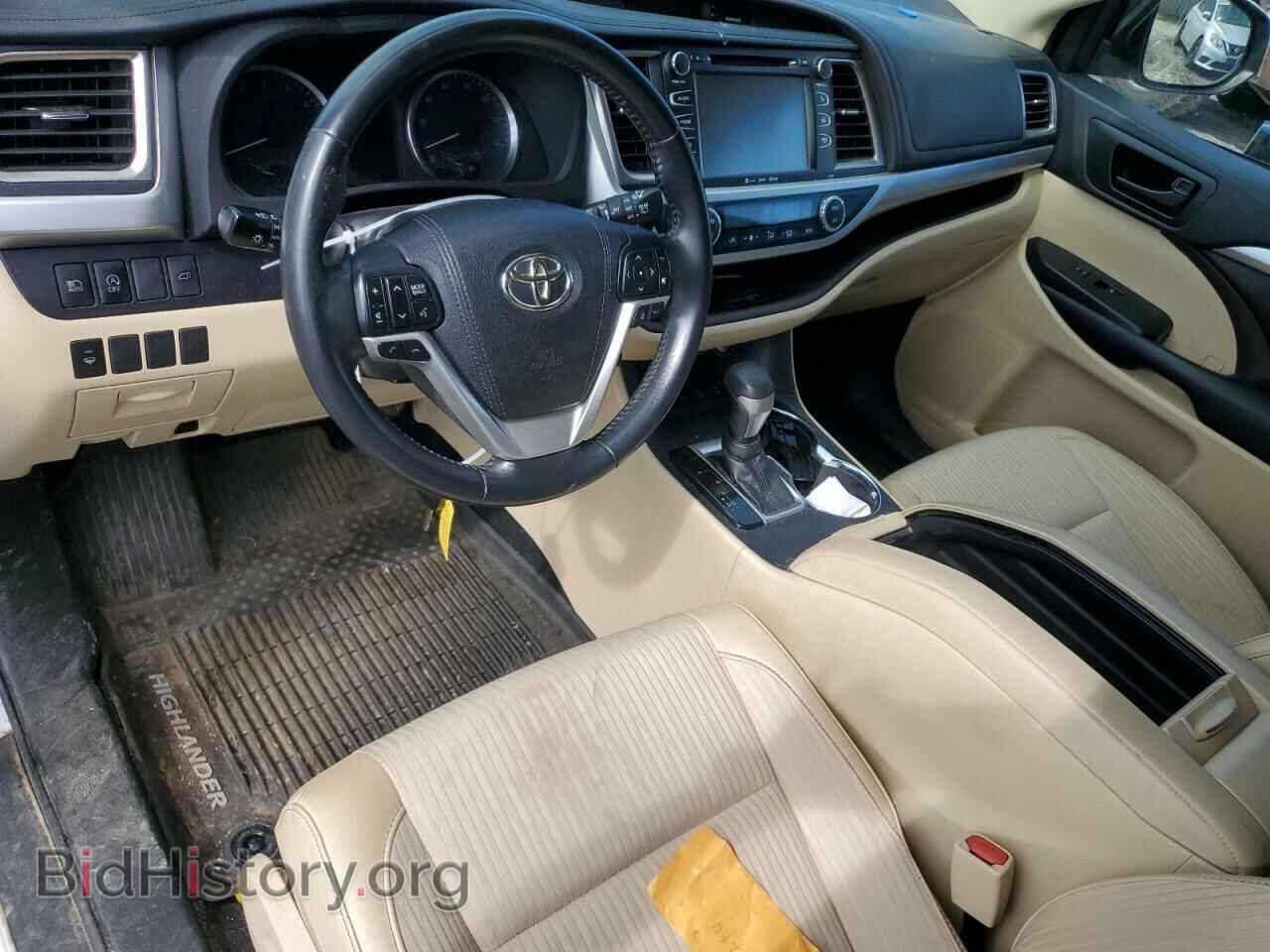 2018 TOYOTA HIGHLANDER - VIN: 5TDBZRFH9JS895521 - Фото 8
