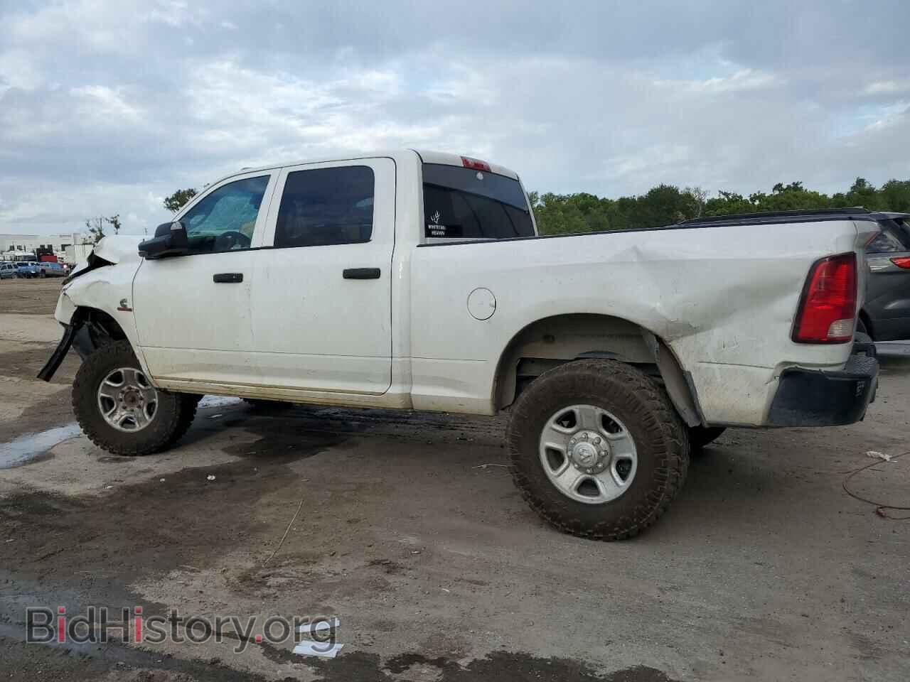 2013 DODGE All Models - VIN: 3C6UR5CL9DG558822 - Фото 2