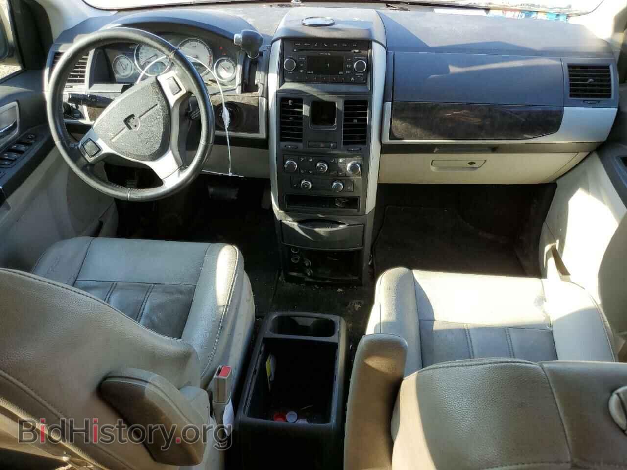 2010 DODGE CARAVAN - VIN: 2D4RN5DX9AR264955 - Фото 8