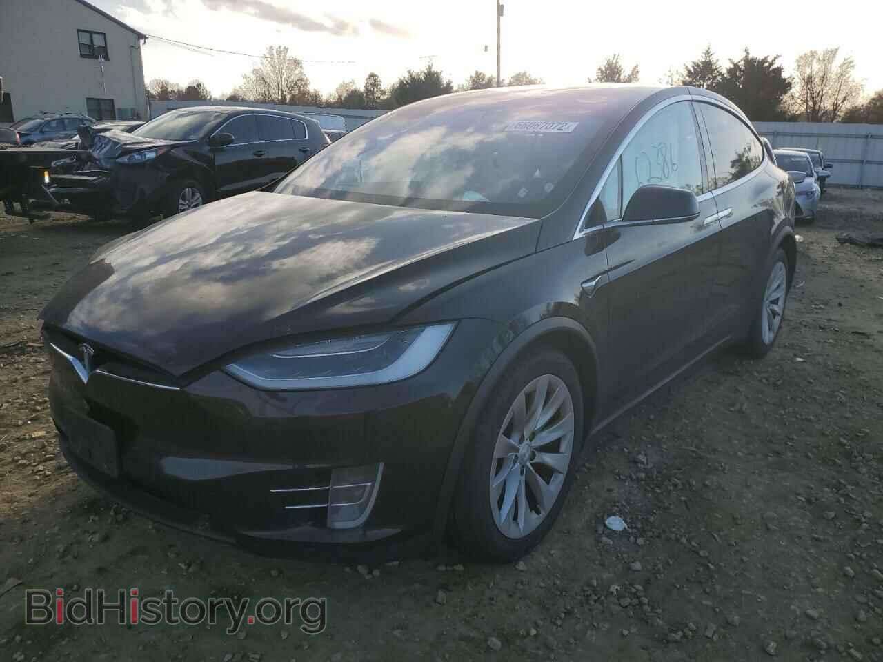 2017 TESLA MODEL X - VIN: 5YJXCDE22HF055845 - Photo 2