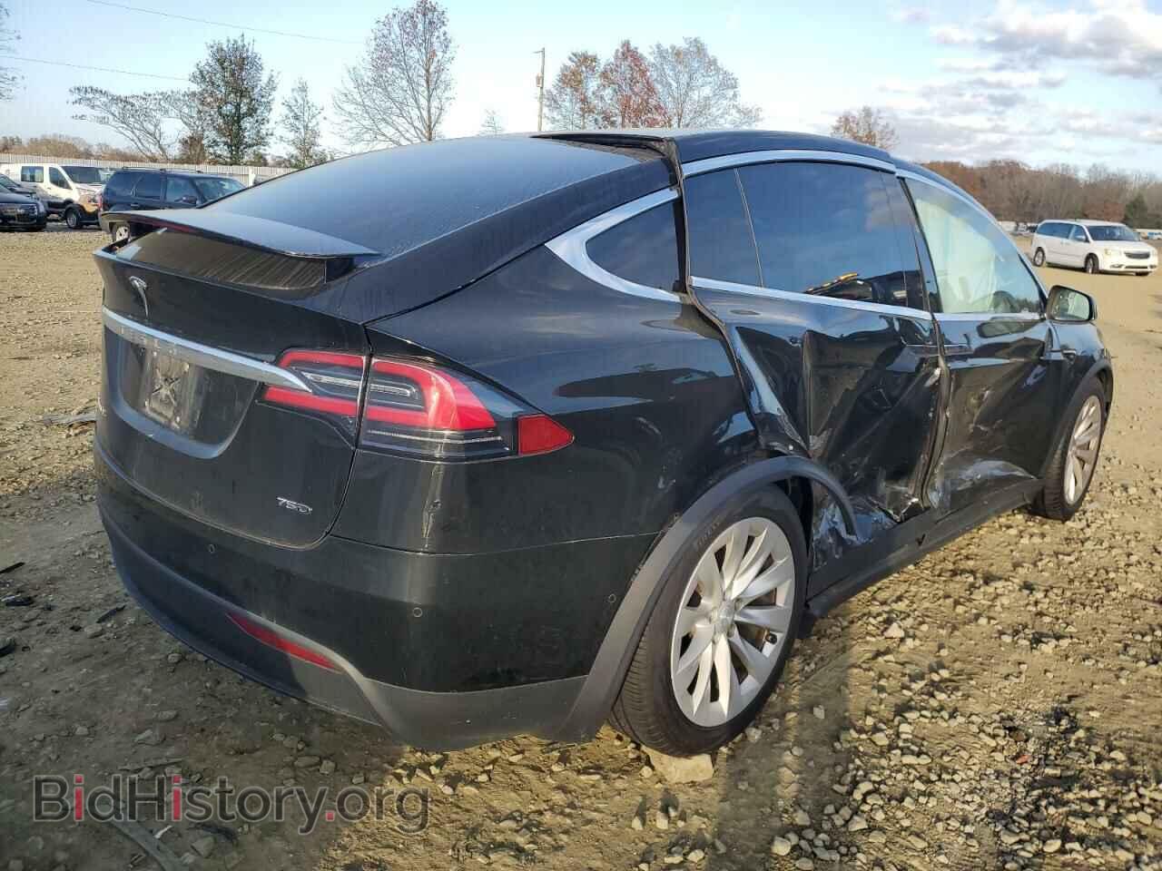 2017 TESLA MODEL X - VIN: 5YJXCDE22HF055845 - Photo 4