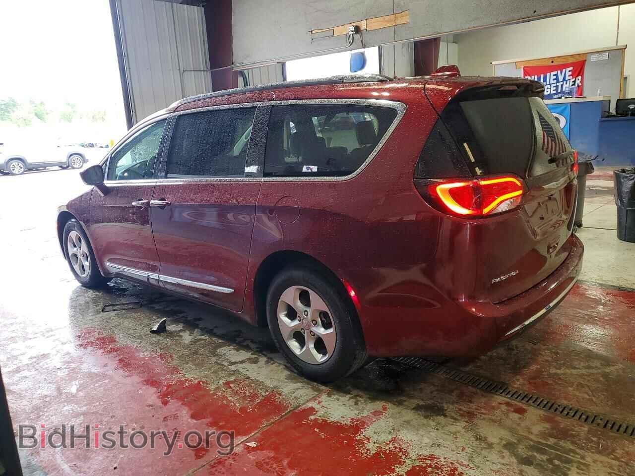 2017 CHRYSLER PACIFICA - VIN: 2C4RC1EG8HR542488 - Photo 2