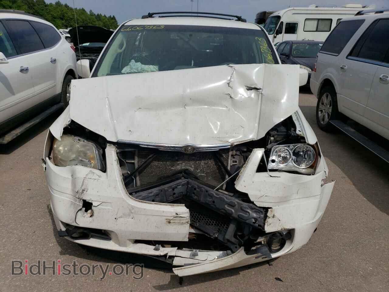 2008 CHRYSLER MINIVAN - VIN: 2A8HR54P88R834864 - Фото 5