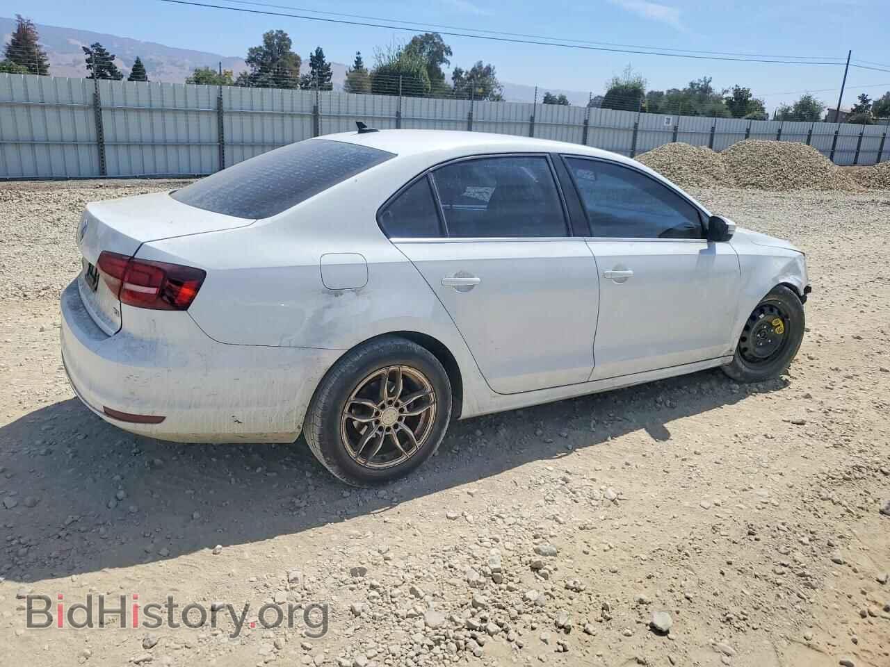 2017 VOLKSWAGEN JETTA - VIN: 3VWDB7AJ9HM376908 - Photo 3