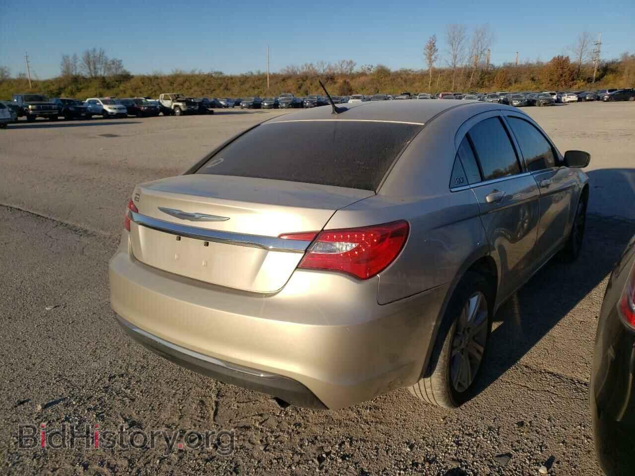 2013 CHRYSLER 200 - VIN: 1C3CCBAB3DN698357 - Фото 4