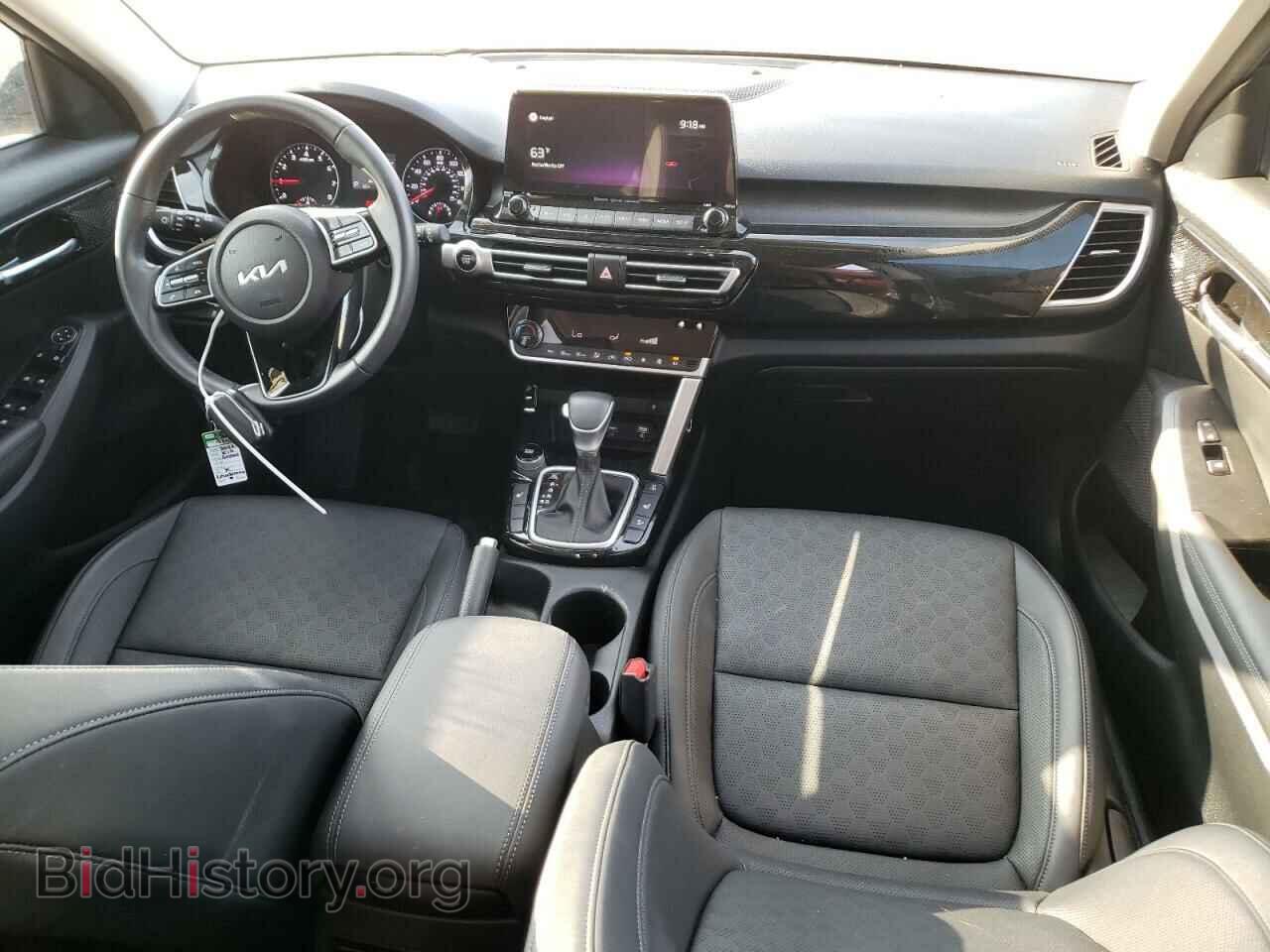 2022 KIA SELTOS - VIN: KNDERCAA6N7286407 - Фото 8