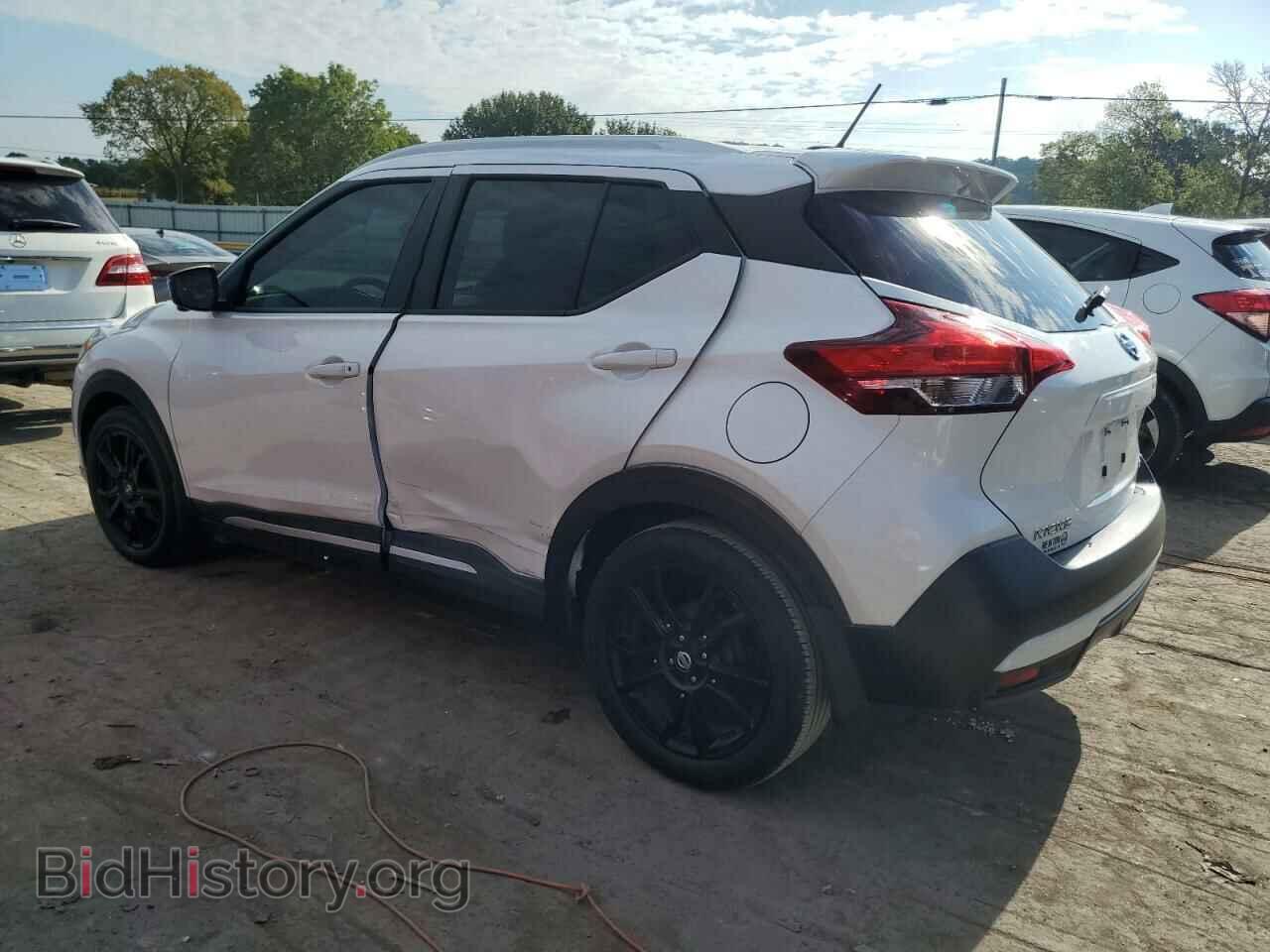 2019 NISSAN KICKS - VIN: 3N1CP5CU3KL499809 - Фото 2