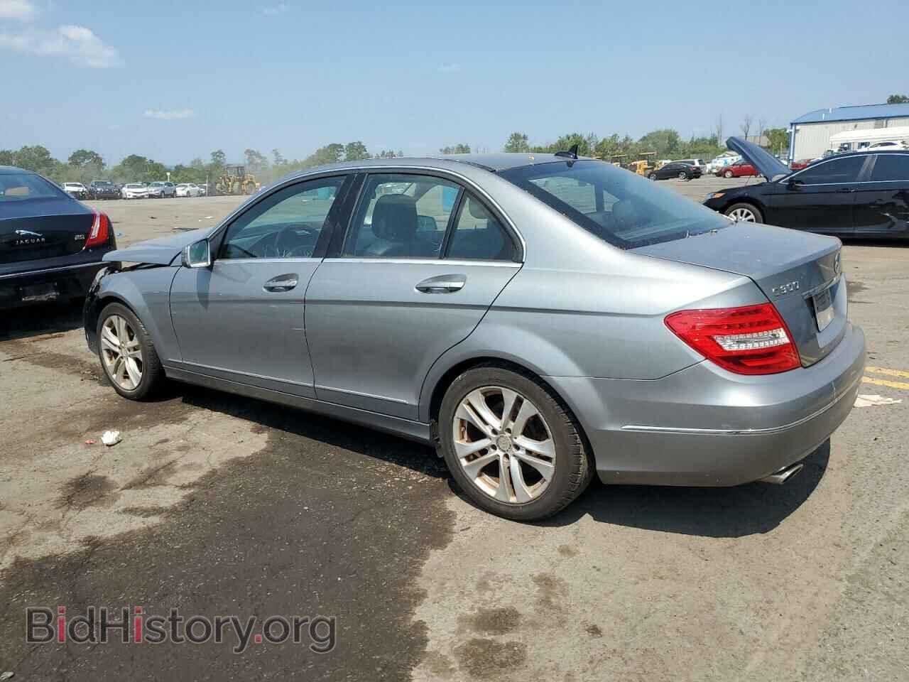 2012 MERCEDES-BENZ C-CLASS - VIN: WDDGF8BB2CA607970 - Фото 2