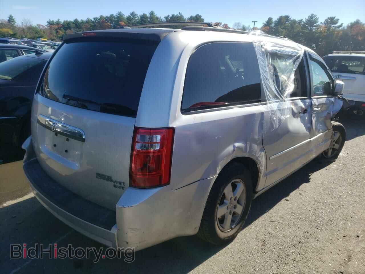 2010 DODGE CARAVAN - VIN: 2D4RN5D10AR462254 - Фото 4