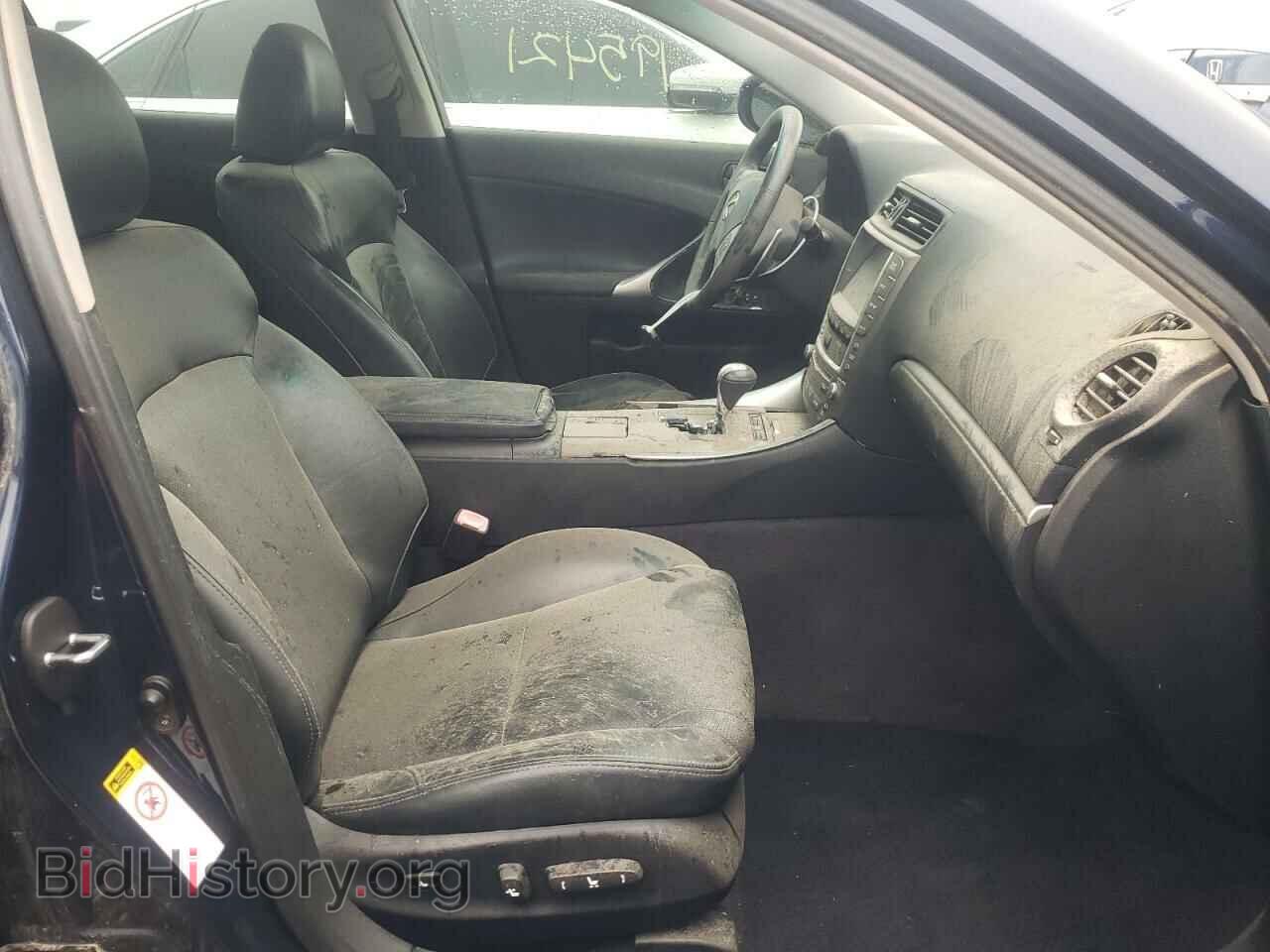 2011 LEXUS IS - VIN: JTHBF5C25B5144455 - Фото 2
