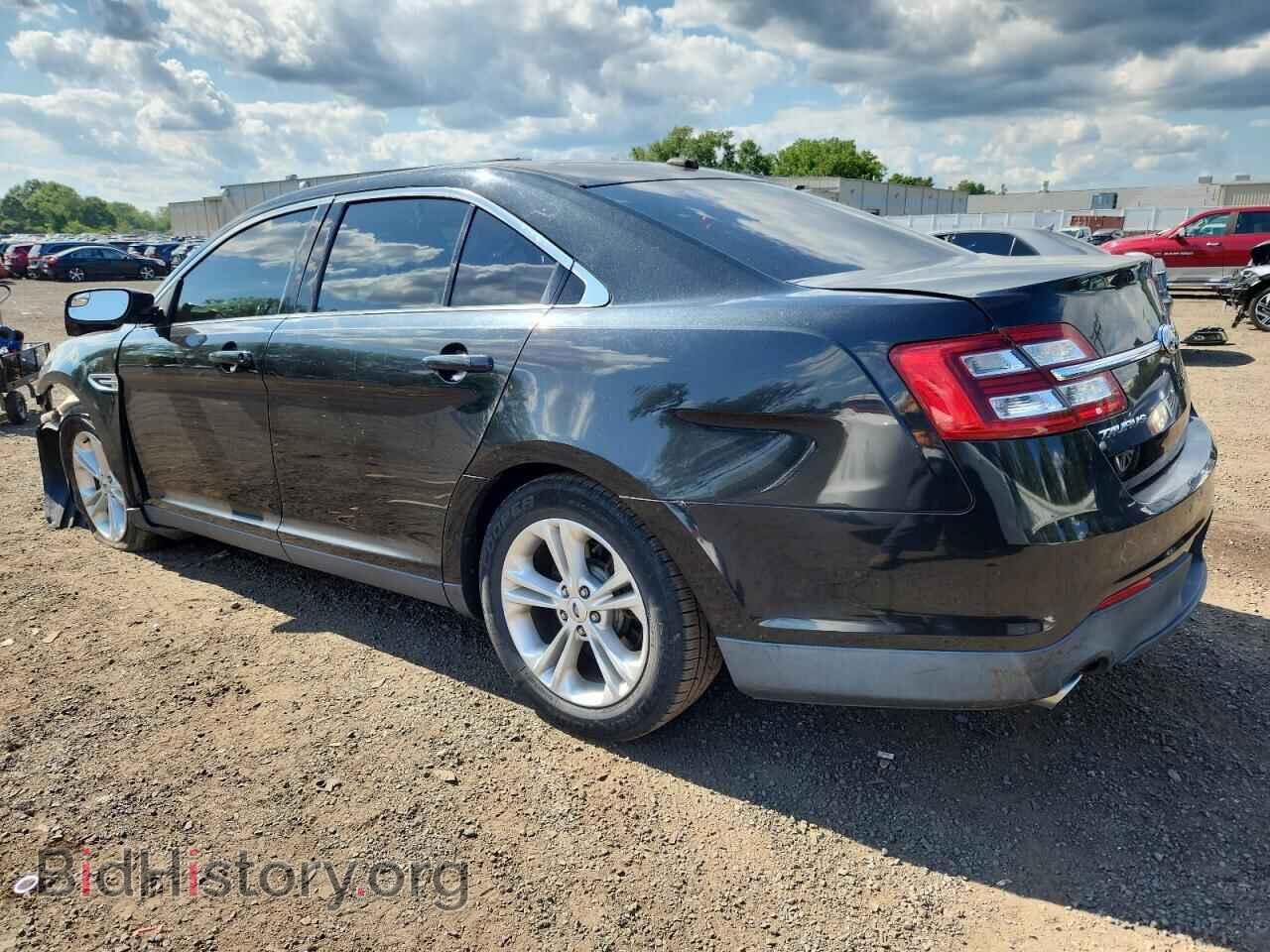 2013 FORD TAURUS - VIN: 1FAHP2E8XDG197318 - Фото 2