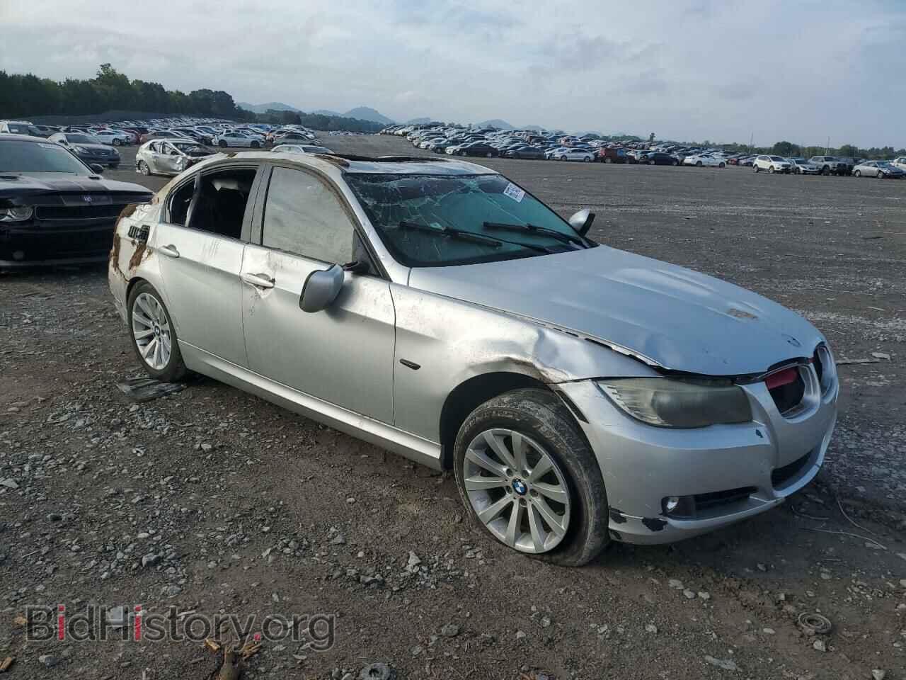 2011 BMW 3 SERIES - VIN: WBAPH7C5XBE680919 - Фото 4