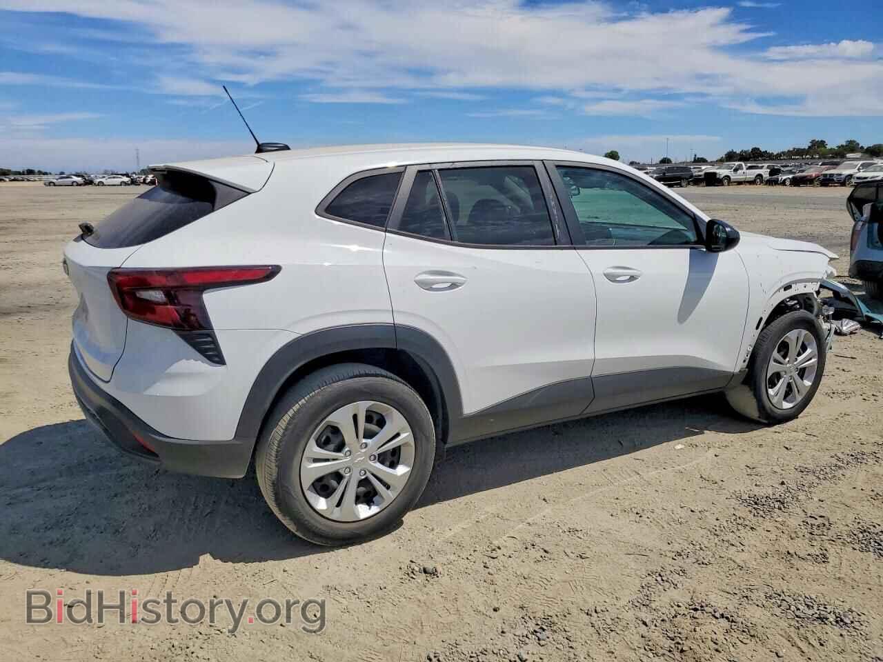 2024 CHEVROLET TRAX - VIN: KL77LFE25RC046922 - Photo 3