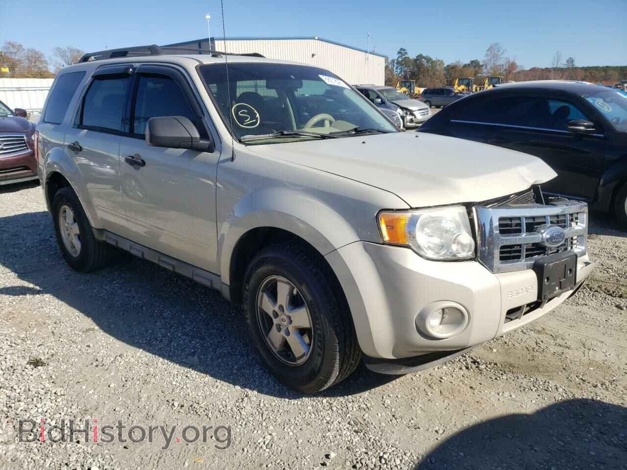 Photo 1FMCU03759KC97368 - FORD ESCAPE 2009