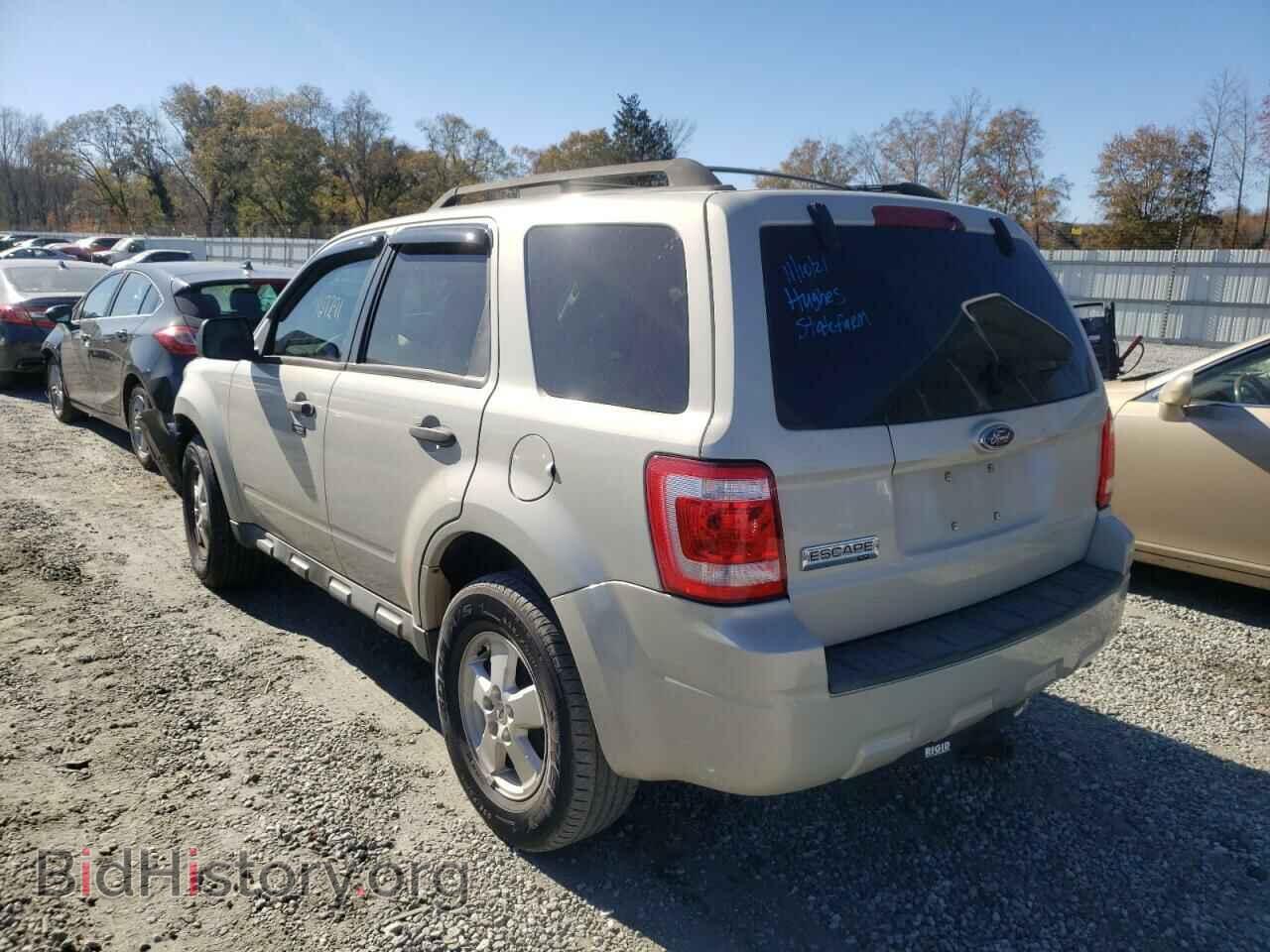 2009 FORD ESCAPE - VIN: 1FMCU03759KC97368 - Фото 3