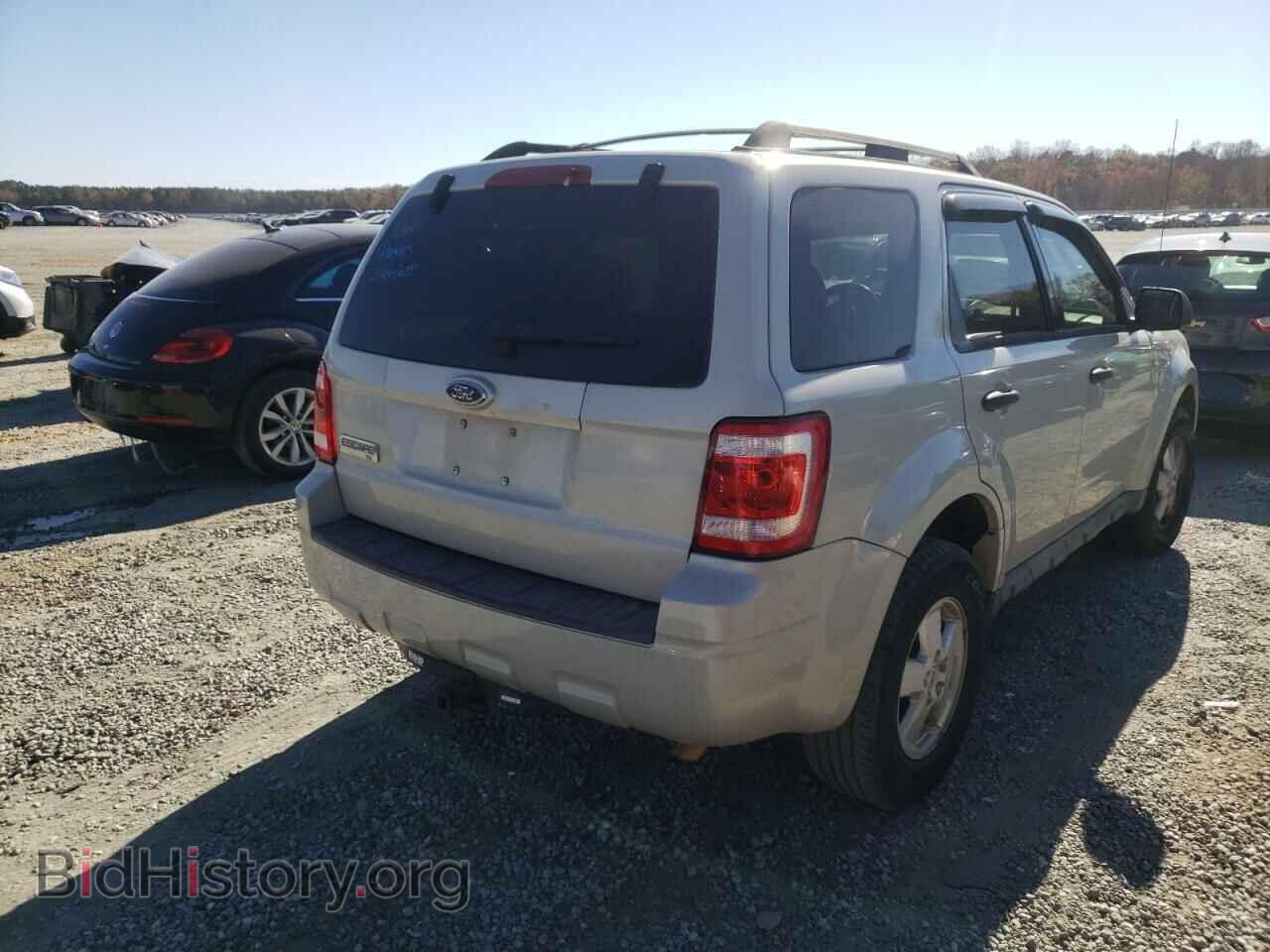 2009 FORD ESCAPE - VIN: 1FMCU03759KC97368 - Фото 4